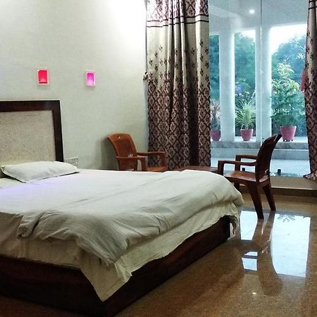 Radha Rani Mahal Khajuraho Hotel Kültér fotó